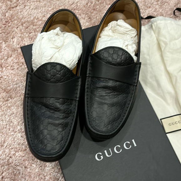 Men’s Gucci Loafers Like New - Picture 3 of 4